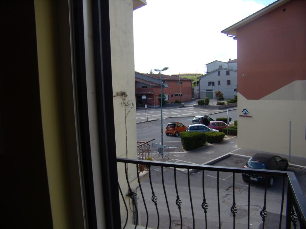 Casa Vacanza La Rondine Valmontone Bagian luar foto