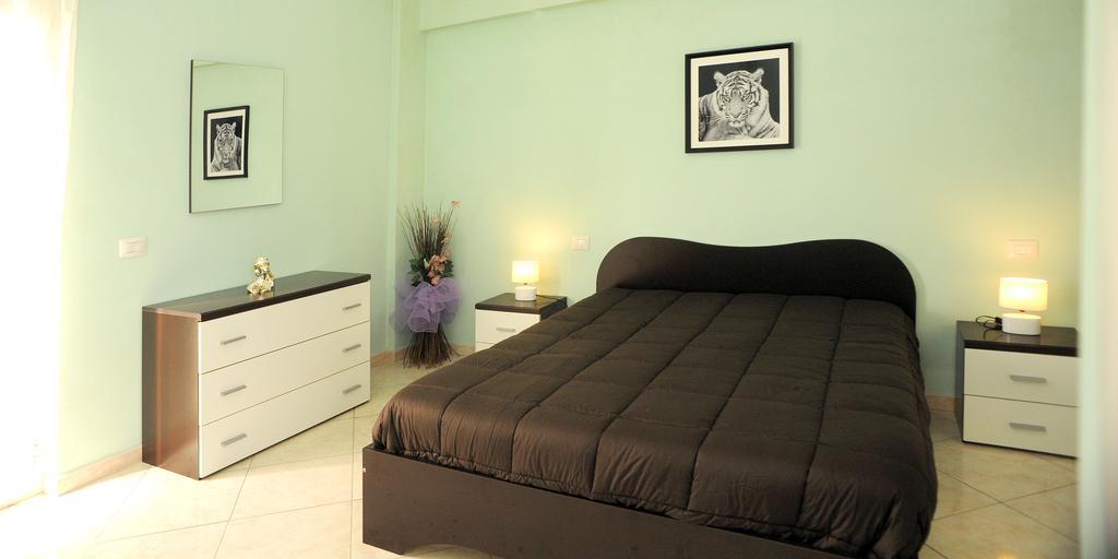 Casa Vacanza La Rondine Valmontone Bagian luar foto